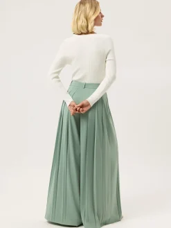 Loose Fit Pleated Trousers In Satin MULHER Calças
