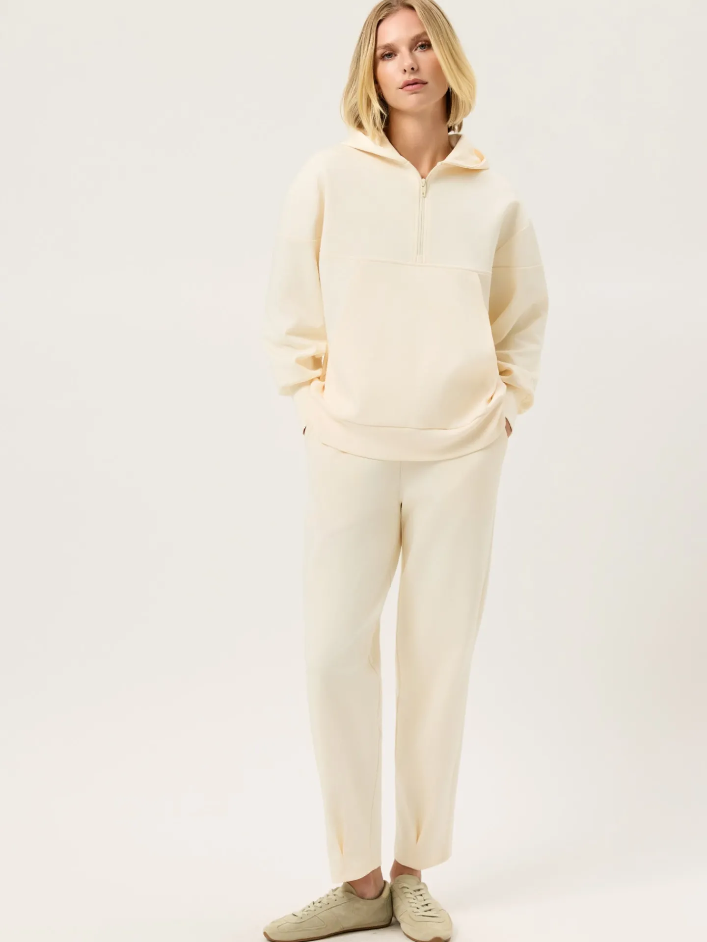 Luxe Leisure Edition Sportswear Barrel Trousers MULHER Calças Fato De Treino|Calças