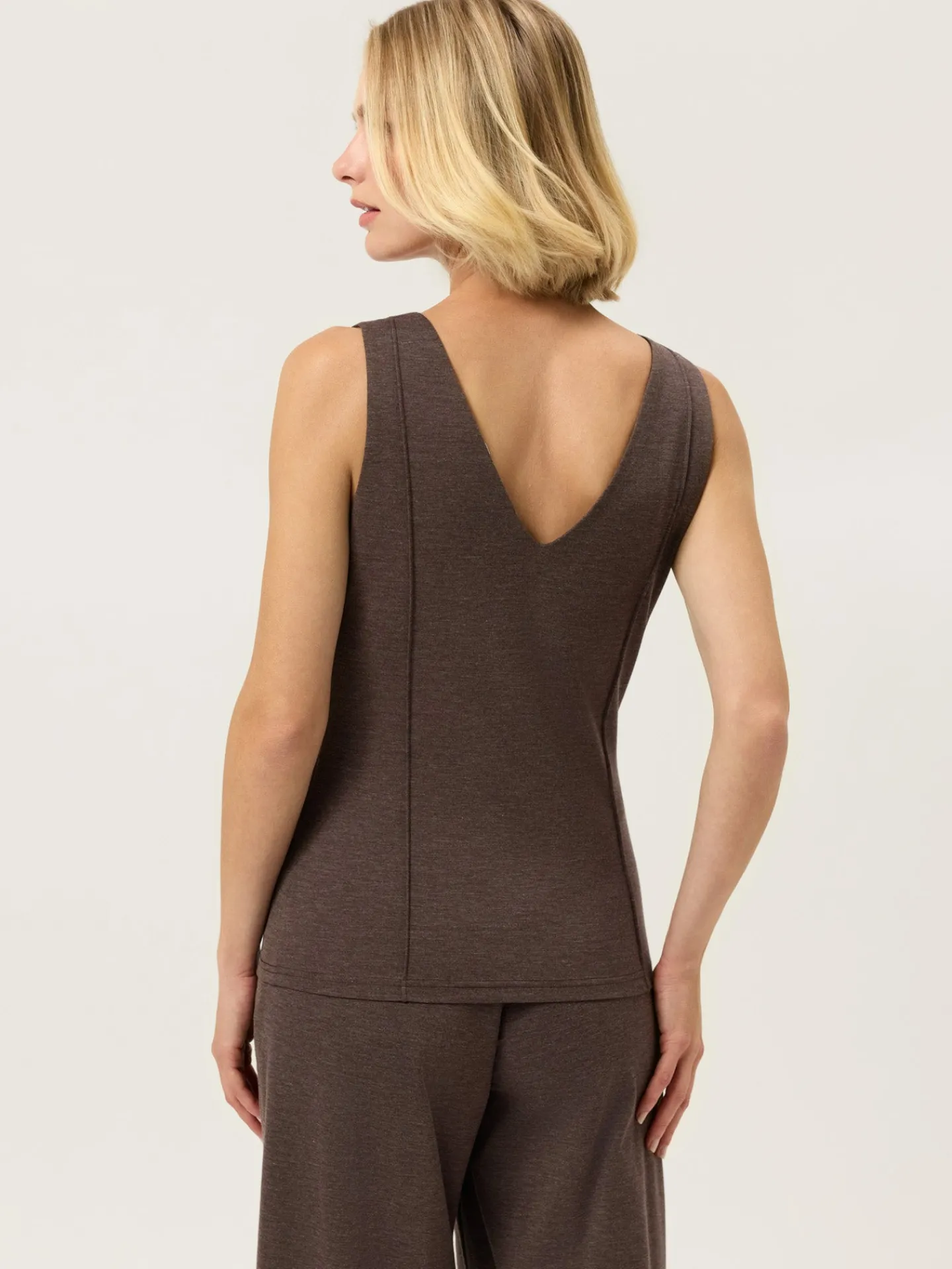 Sale Luxe Leisure Edition V-Neck Top In Rayon Blend MULHER Tops