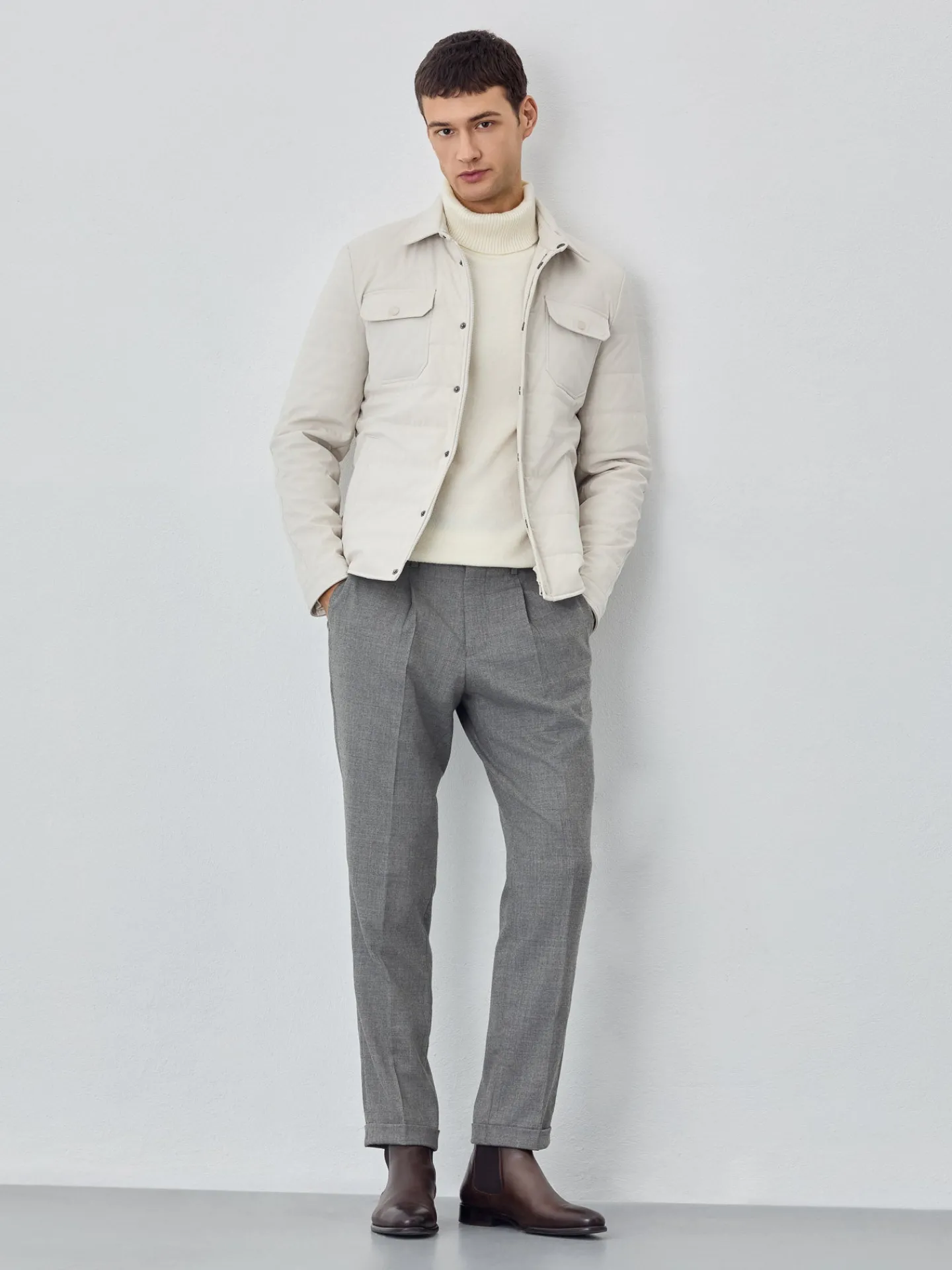 New Padded and Quilted Shirt Jacket With Chest Pockets Blusões