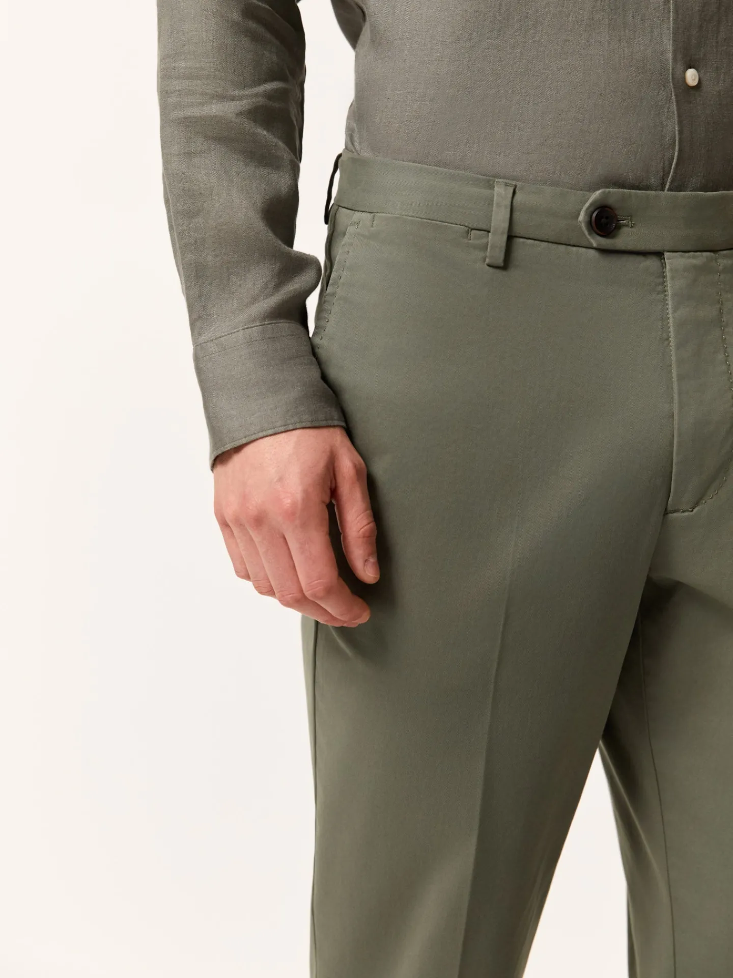 New Regular Fit Casual Trousers in Comfort Cotton Calças Casuais|Calças Casuais