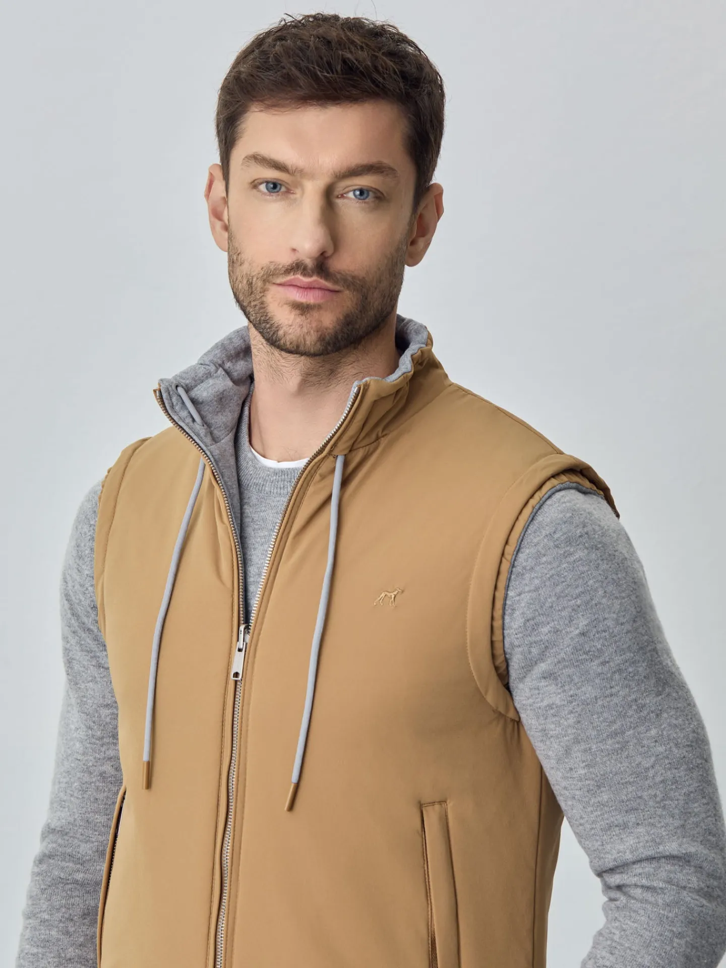 Outlet Reversible Vest With Distinct Fabrics On Each Side Coletes
