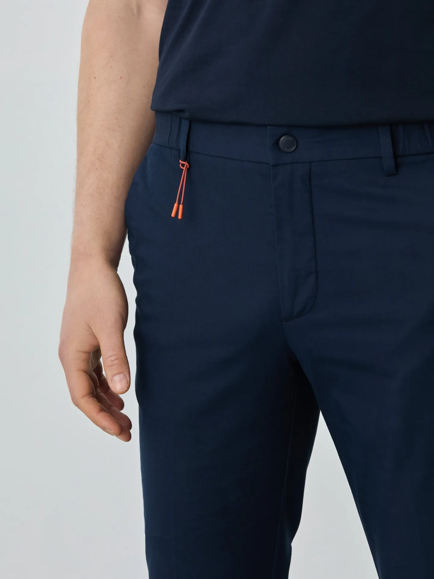 Online Slim Fit Chino Trousers With Elasticated Waistband In Water-repellent Fabric Calças Casuais