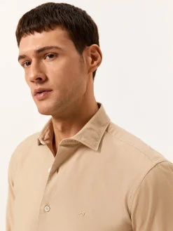 Best Slim Fit Garment Dye Open Oxford Shirt in Comfort Cotton Camisas Casuais|Camisas Casuais