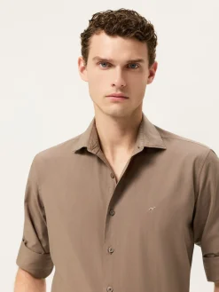 Best Slim Fit Overdye Poplin Shirt With Open Collar Camisas Casuais