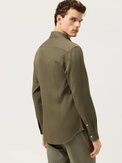 Discount Slim Fit Structured Cotton Shirt With Garment-Dyed Finish Camisas Casuais