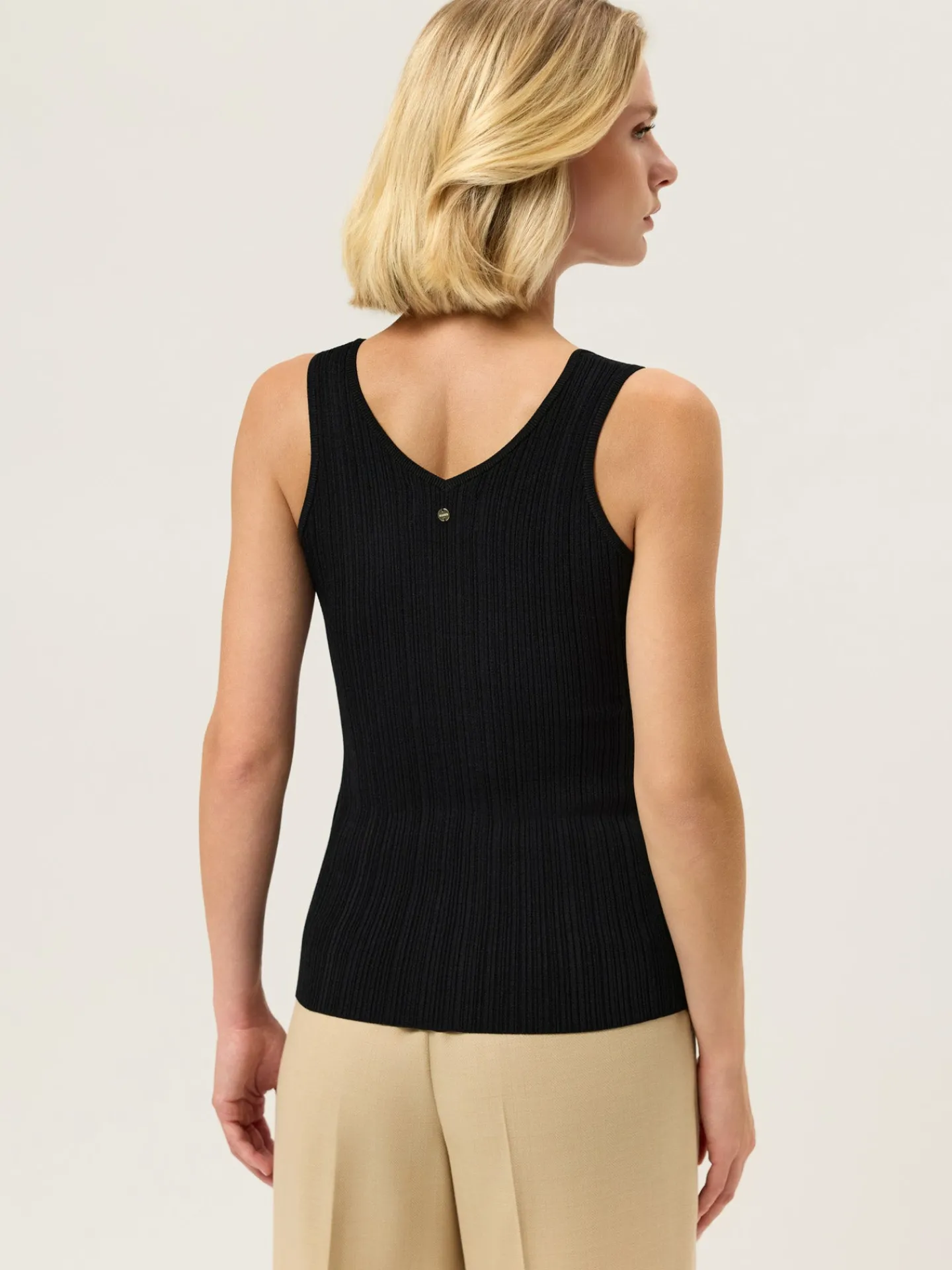 Outlet V-Neck Rib Top In Viscose blend With Pointelle Detail MULHER Tops
